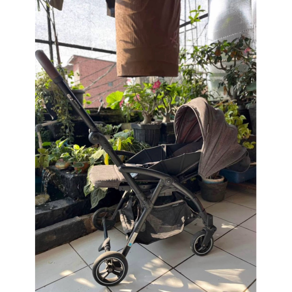 PL Stroller Babyelle Ez Switch
