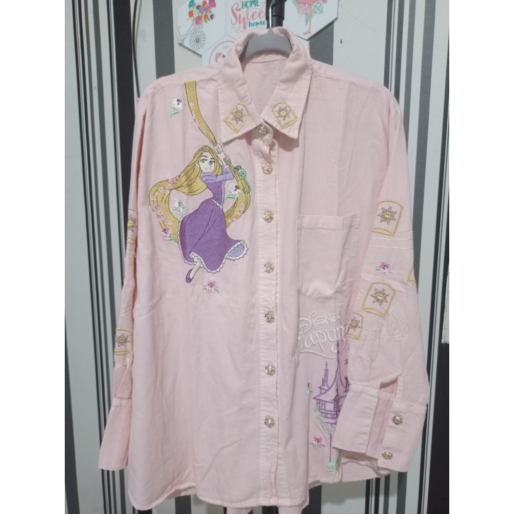 Kemeja Wanita Eksklusif Disney Rapunzel Bordir Kekinian - Dusty Cute Oversize  Bahan Soft Jeans Adem