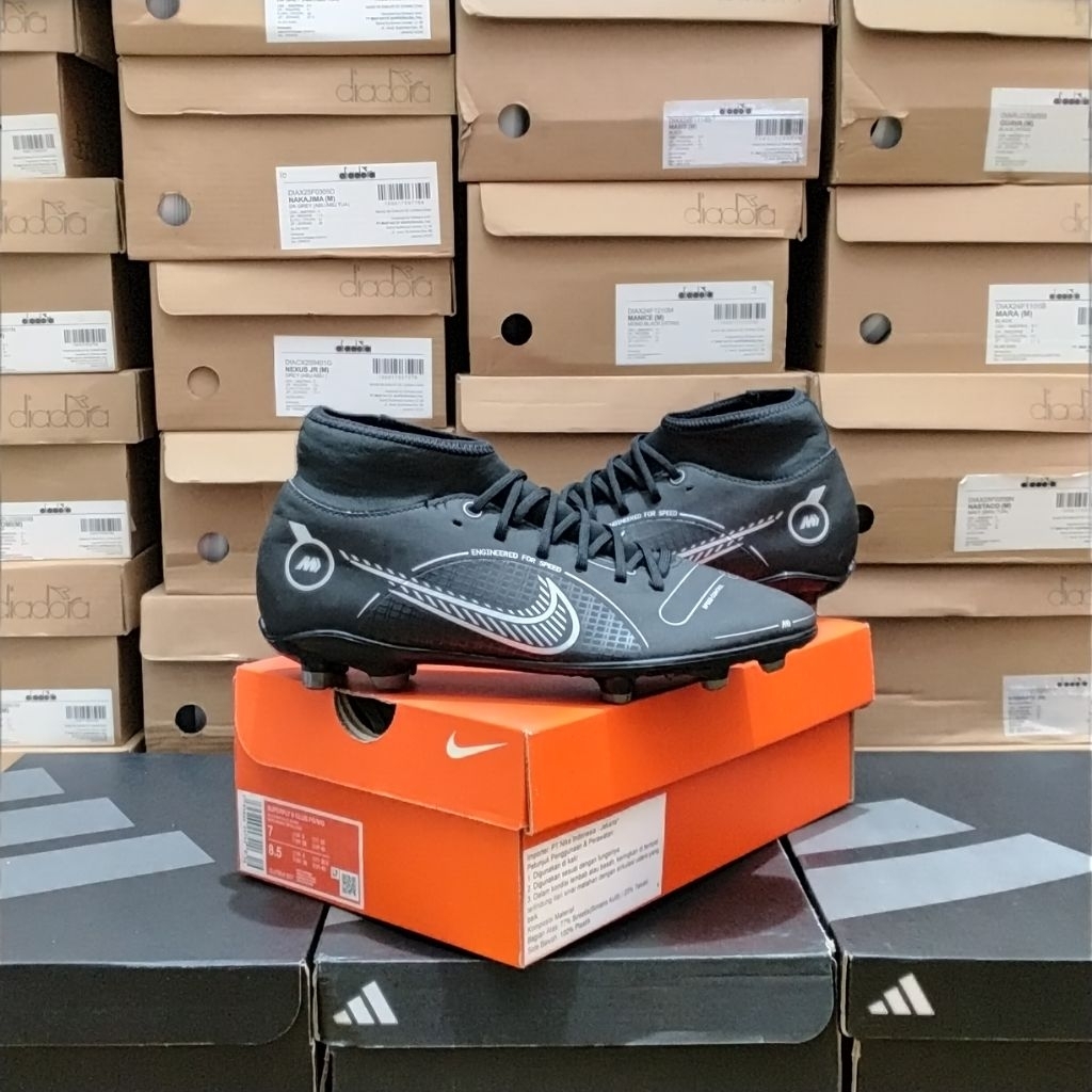 Superfly 8 Club FG/MG Hitam (Original)