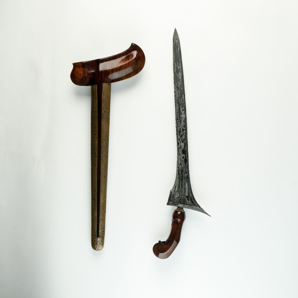 KRS Jlak sangu tumpeng pamor kulit semangka tangguh madiun sepuh