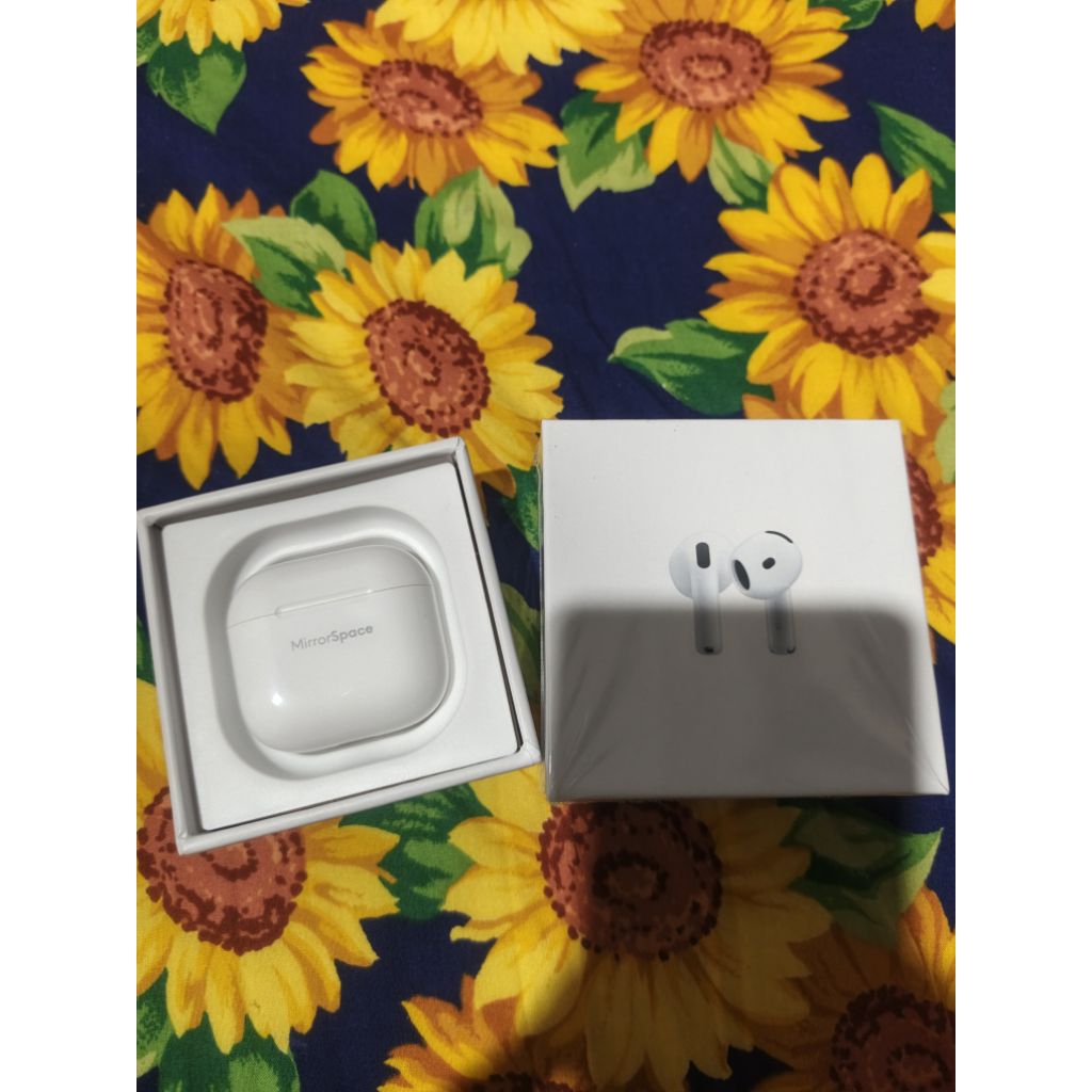 (PRELOVED) TWS Mirrorspace