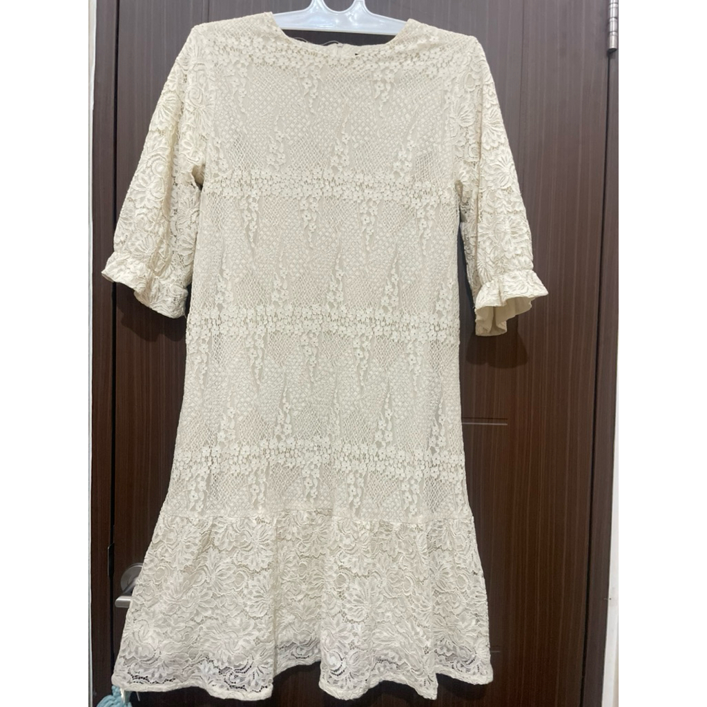EPRISE - Mini Dress Brokat Warna Cream/Off White