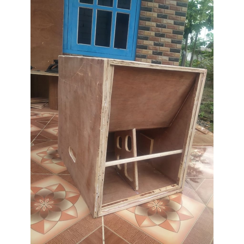 BOX SPEAKER CLA SINGLE 12 INCH 15MM