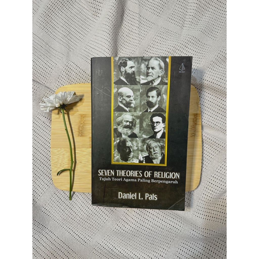 [Preloved, Ori] Daniel L. Pals - Seven Theories of Religion