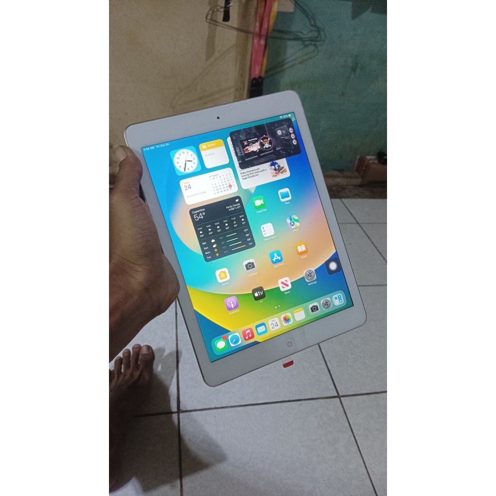 IPAD 5 32GB WIFI ONLY (BACADESKRIPSI)