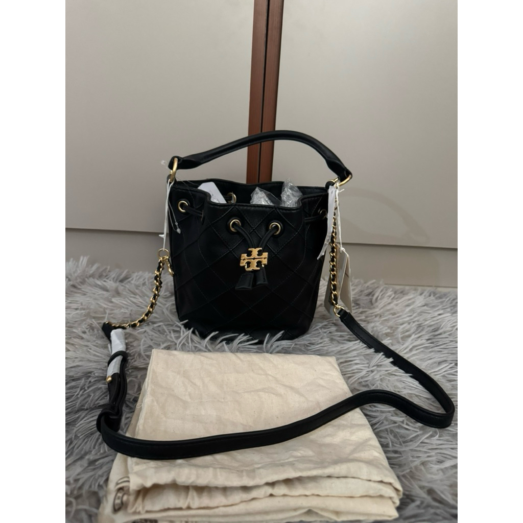 TB New Fleming Soft Bucket Black