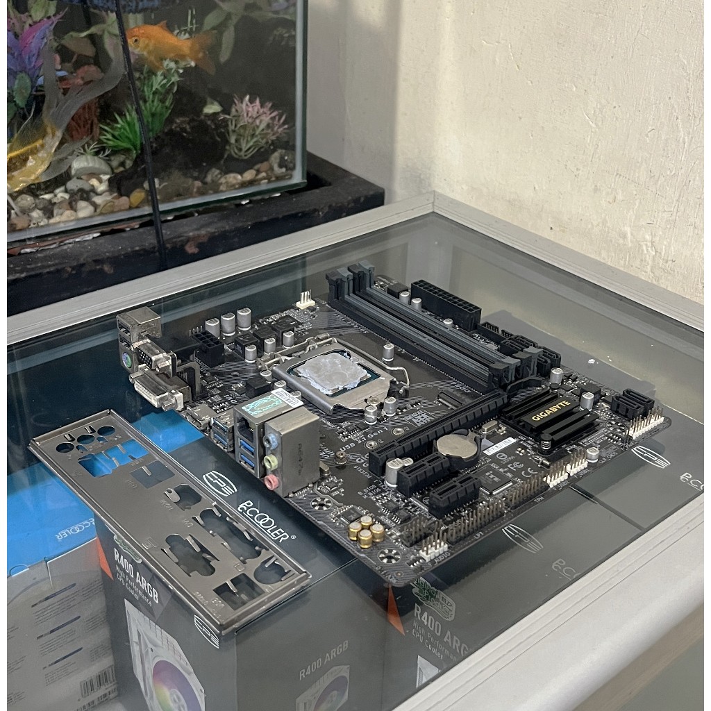 Paket Motherboard Gigabyte B250M + Core i5 7400/ Normal tested/ No minus