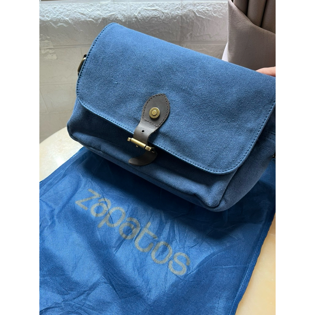 TAS Kanvas Sling Bag ZAPATOS ( NEW )