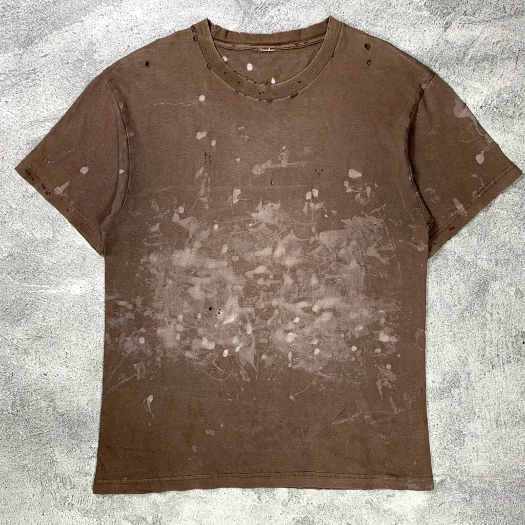 vintage 90’s blank tee distressed