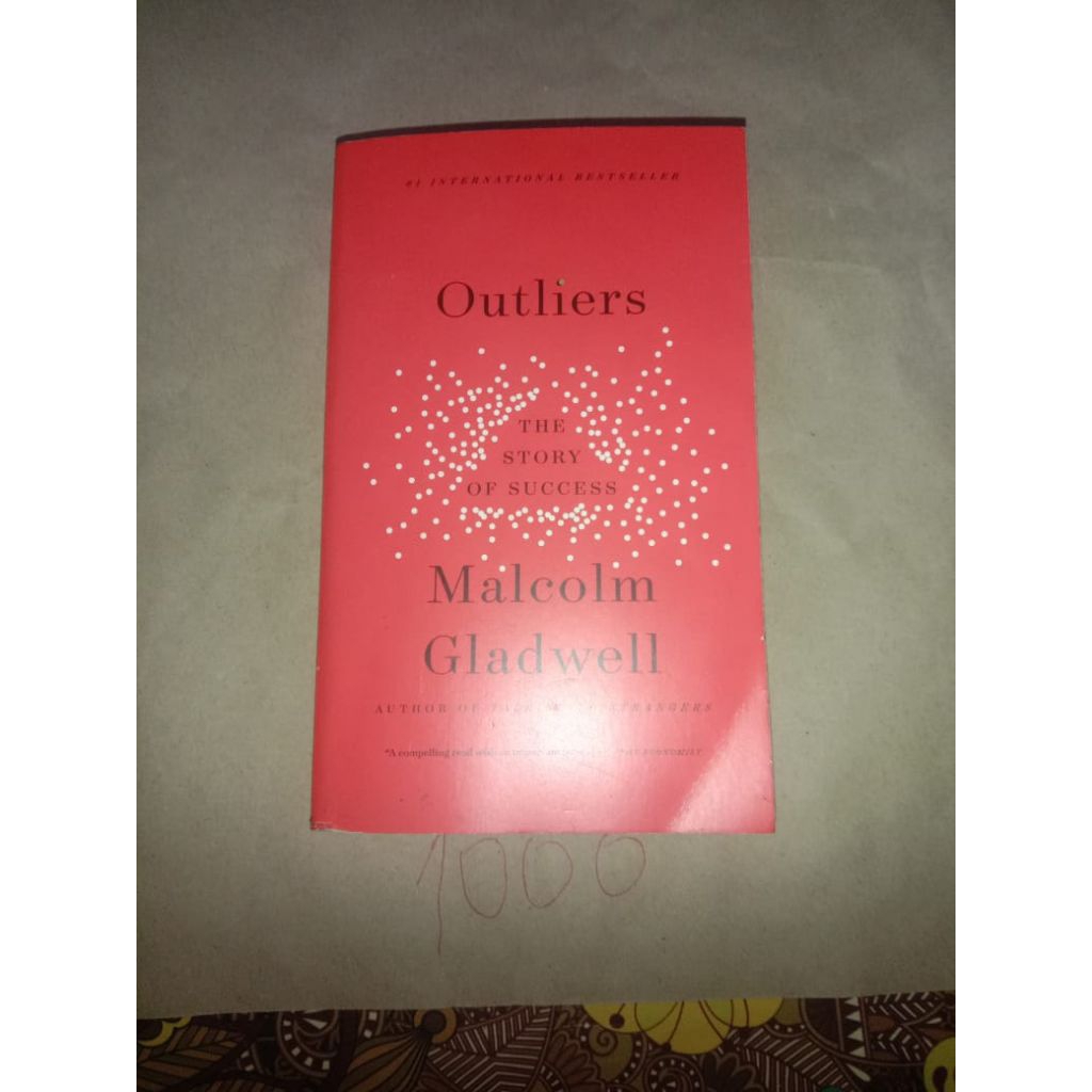 BUKU OUTLIERS MALCOM GLADWELL
