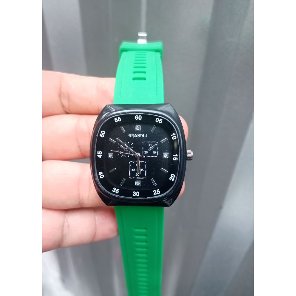 Jam Tangan sport Wanita Terlaris /Jam Tangan Rubber anti air