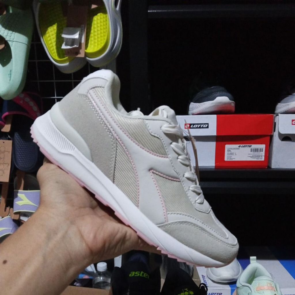 DIADORA NAVIS RUNNING SHOES WOMEN ORIGINAL SIZE 36