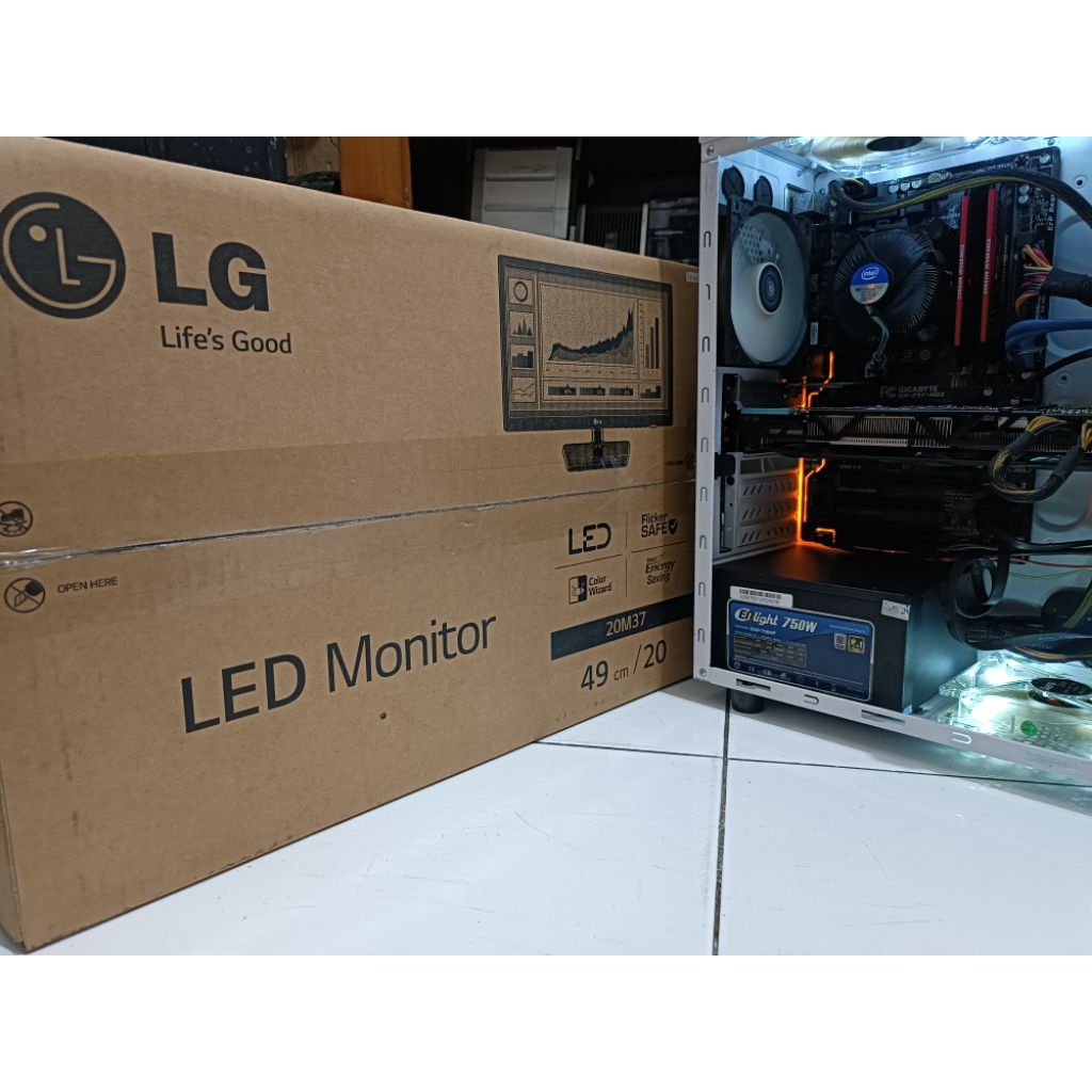 Komputer PC Monitor Full Set Gaming Desain Siap Pakai