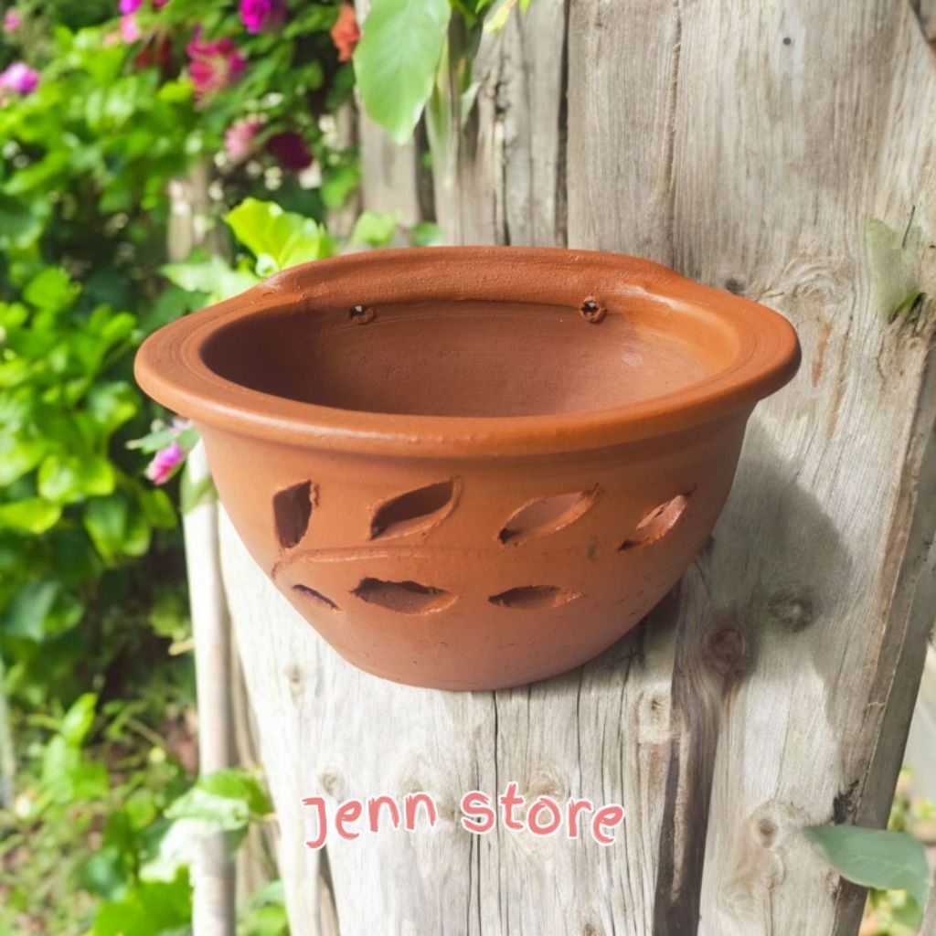 pot tanah liat setengah lingkaran pot anggrek tempel