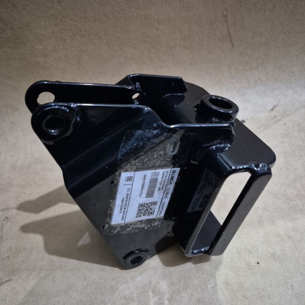 HITCH SUB ASSY, CAKAR BAJA (SP) BOKONGAN TRAKTOR DUDUKAN IMPLEMENT TRAKTOR MINI QUICK CAKAR BAJA