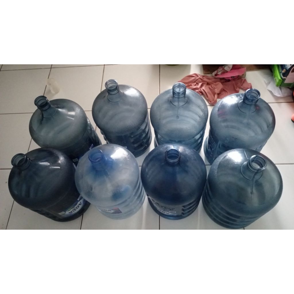 Galon 19 liter kosong / Galon Aqua