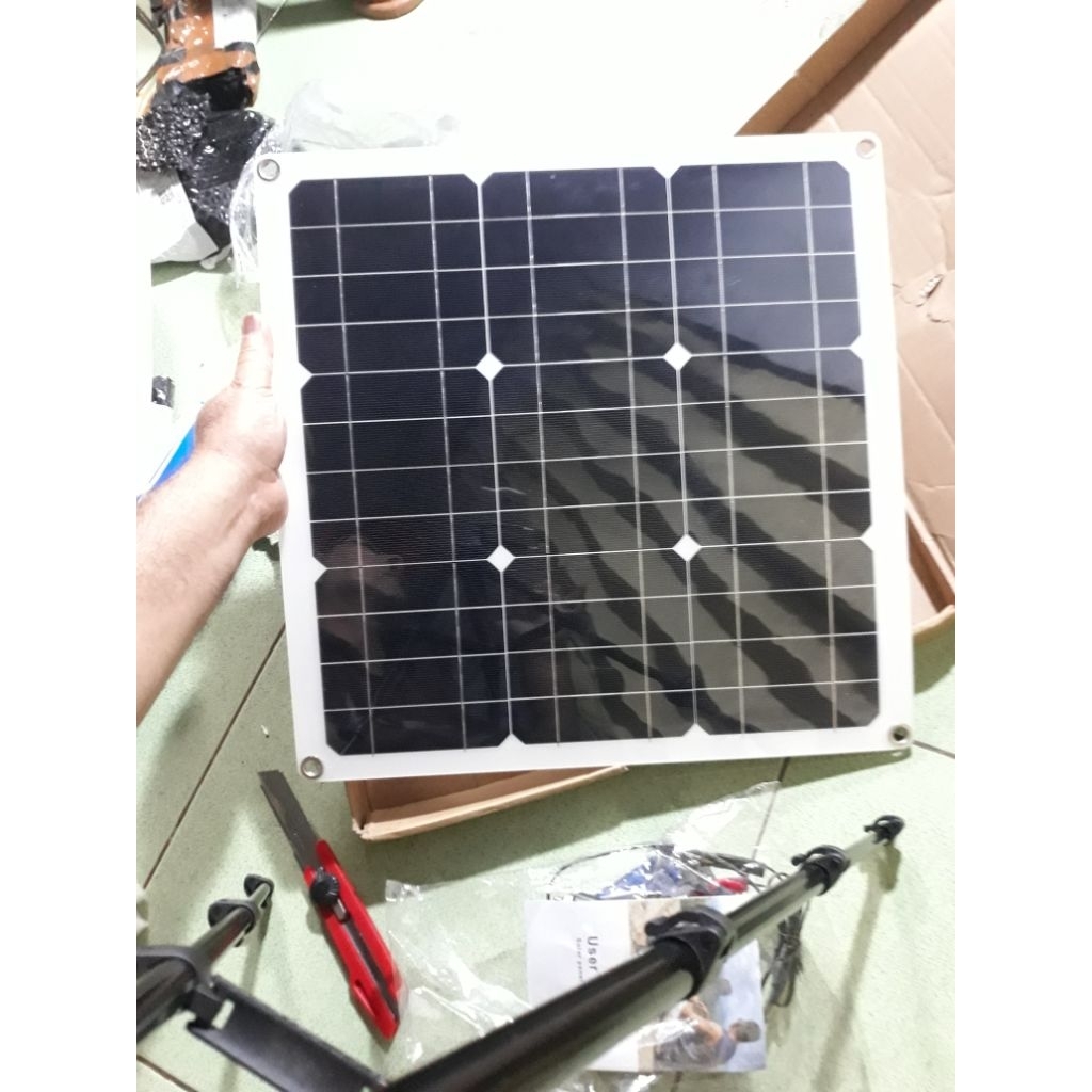 PANEL SURYA DIJUAL MURAH TIPIS FLEXIBLE MODEL KEKINIAN 100w SECOND BEKAS