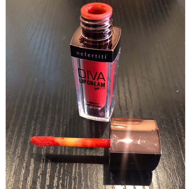 Nefertiti Diva lip cream matte NEW
