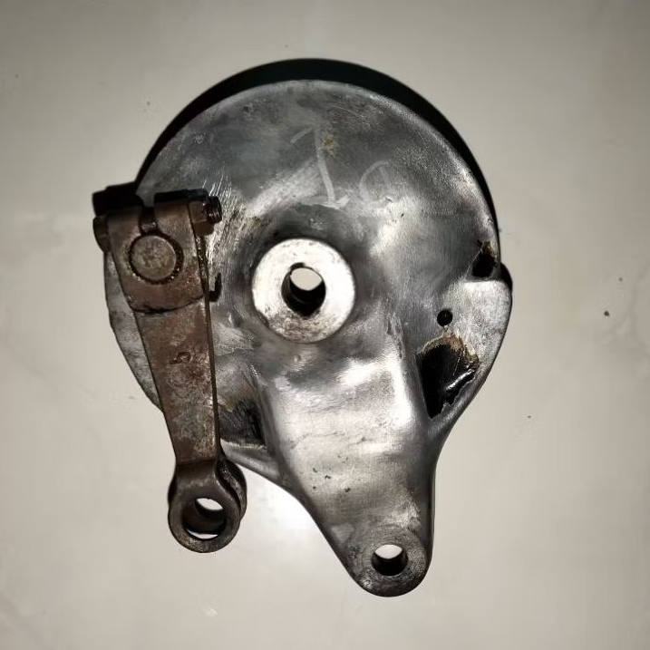 Tutup tromol belakang motor Honda S90 s90z