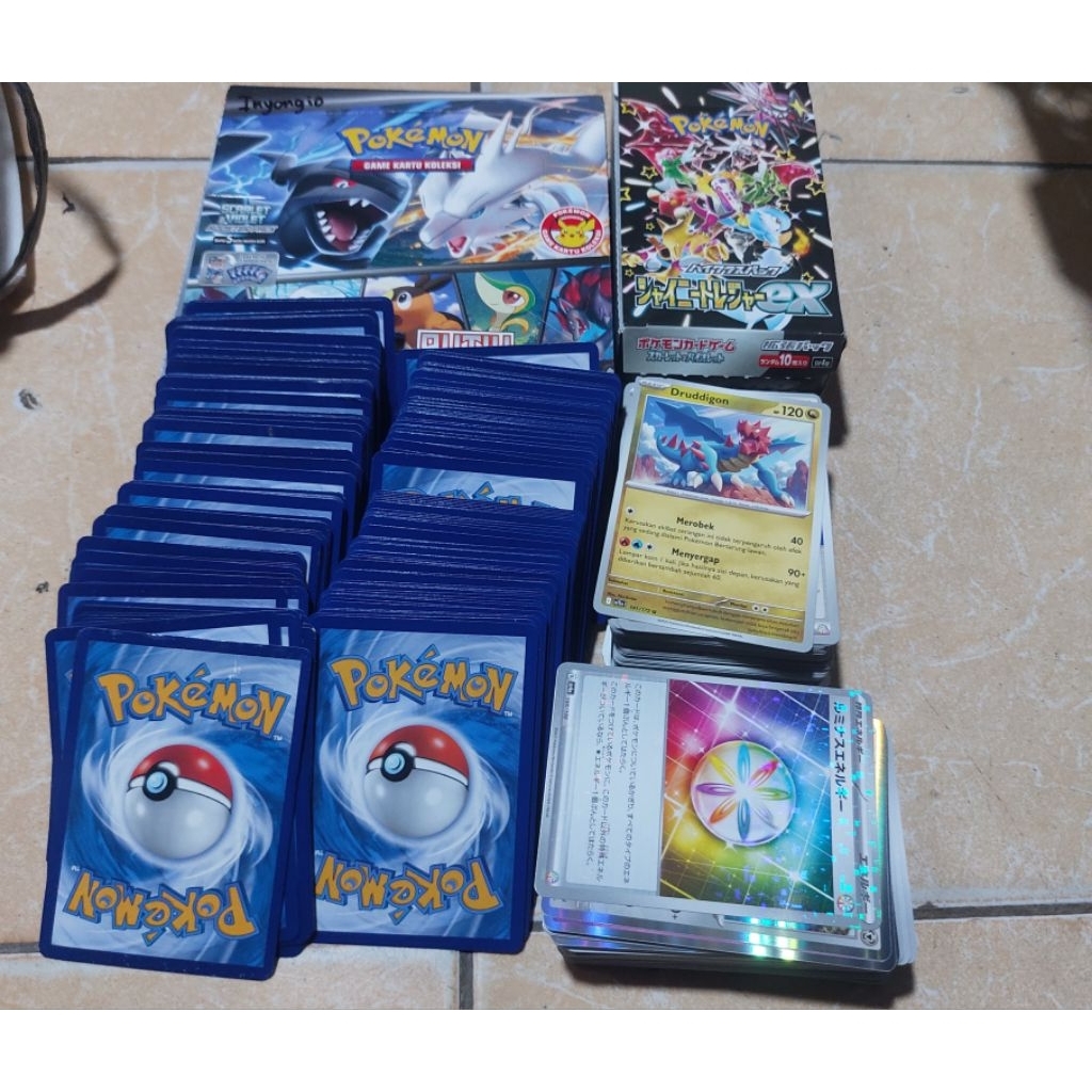 KARTU POKEMON RANDOM HOLO DAN NON HOLI