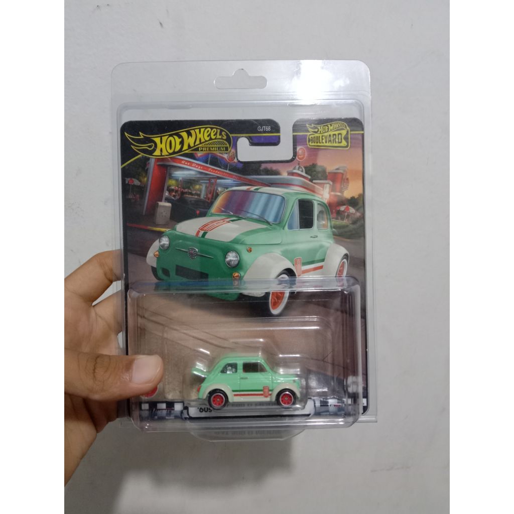 Hotwheels Premium FIAT 500 D Modificado