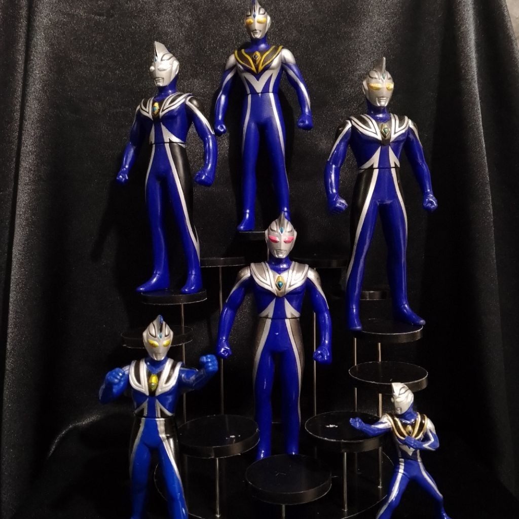 Mainan Ultraman Agul Series Original BANDAI