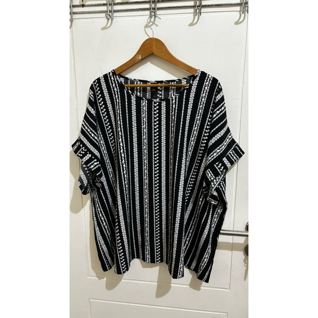 Preloved Blouse Premium 5XL - LD 150