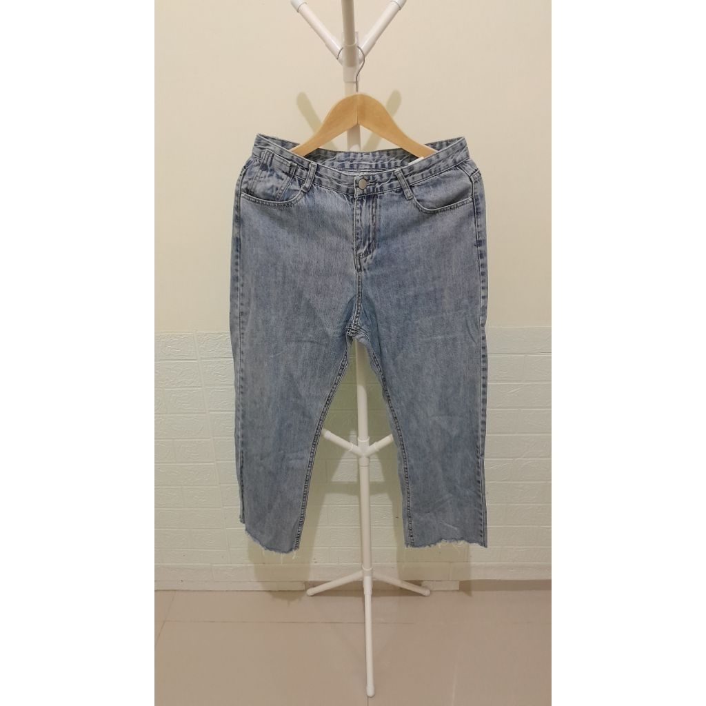 (PRELOVED) CELANA PANJANG JEANS RAWIS WANITA