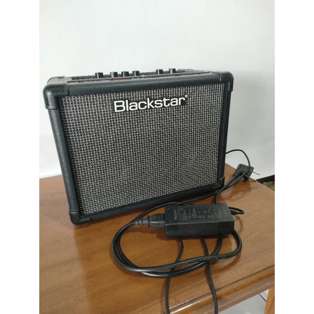 amplifier gitar Blackstar v3 streo 10 second