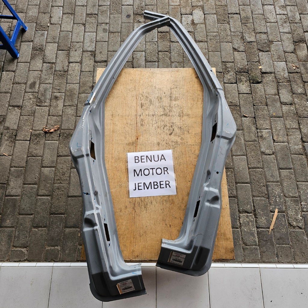 Pilar Cagak Tiang Depan Luar L300 Original Asli KTB