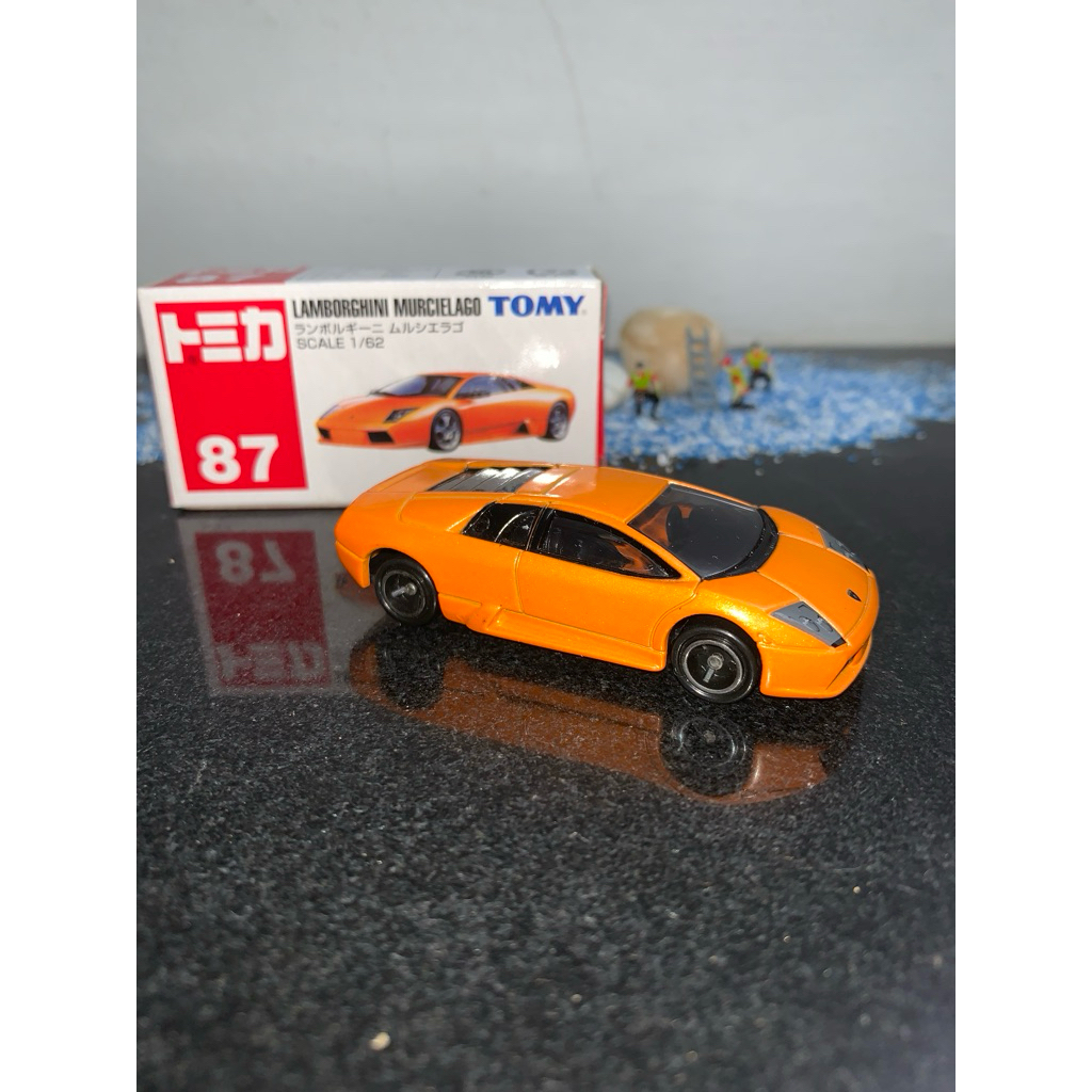 TOMY TOMICA LAMBORGHINI MURCIELAGO