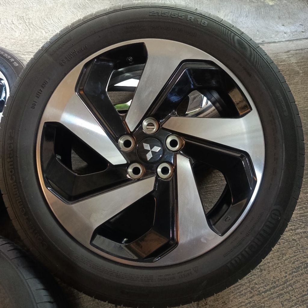 Velg Original Xforce R18 set ban Continental