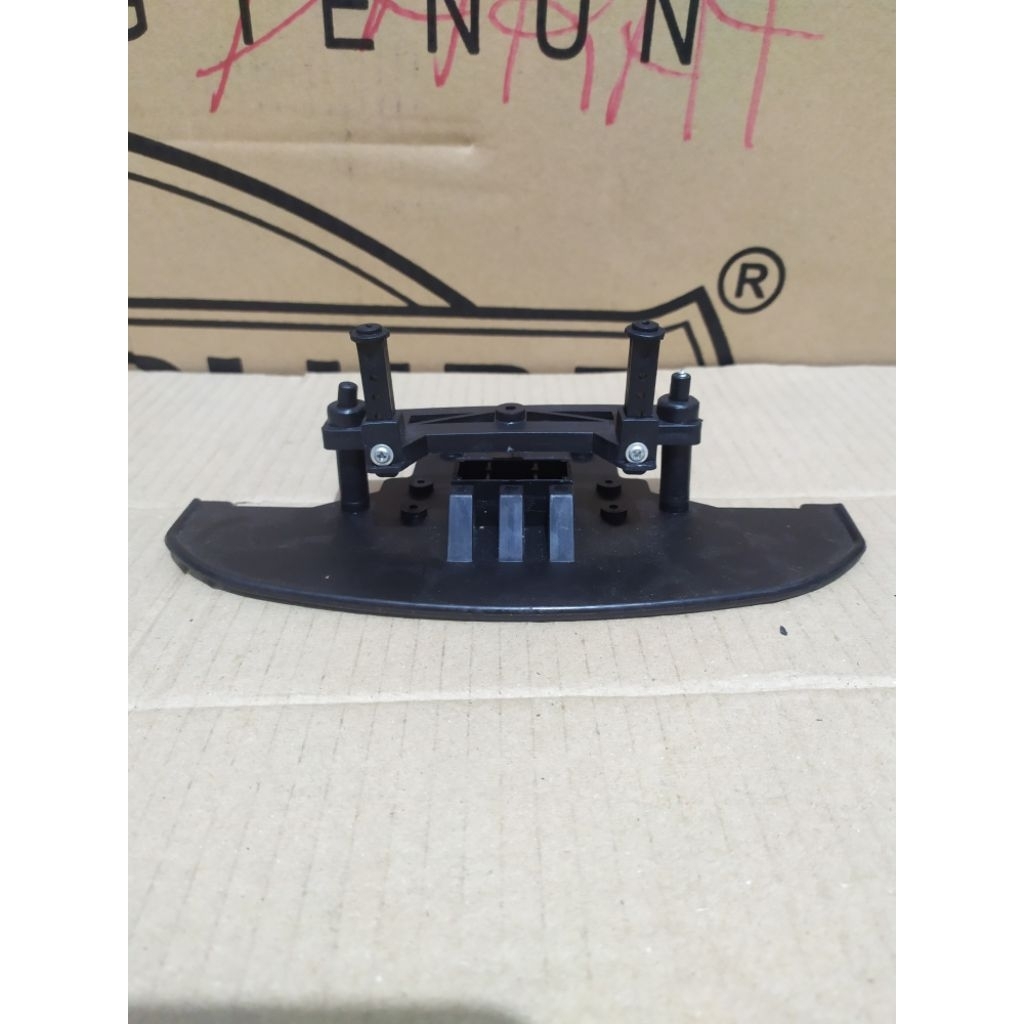 bemper depan RC QD sedan 1:10