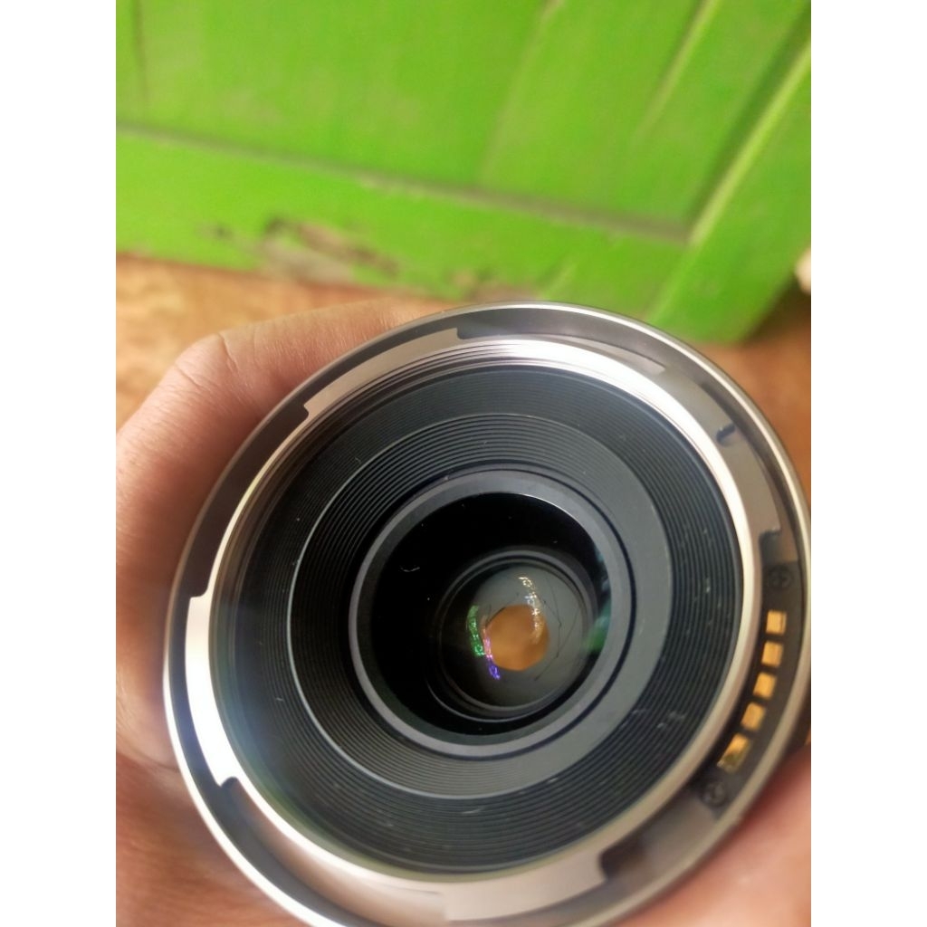 Lensa Samyang V AF 35mm Sony FE