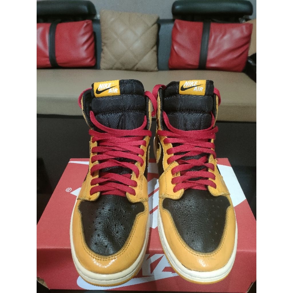 Sepatu Nike Air Jordan 1 Retro High OG Polen Black Size 43 insole 27,5