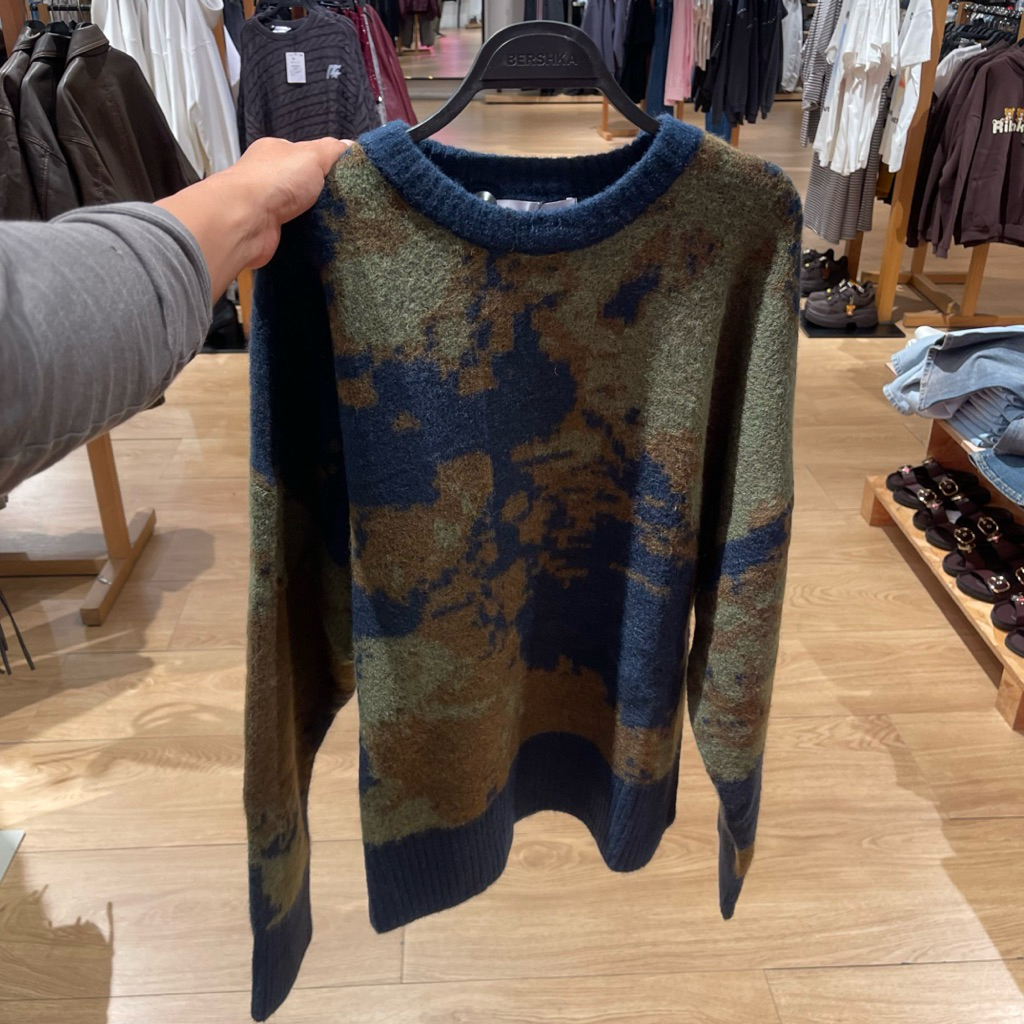 Sweater BERSHKA Women Jastip (jasa titip)