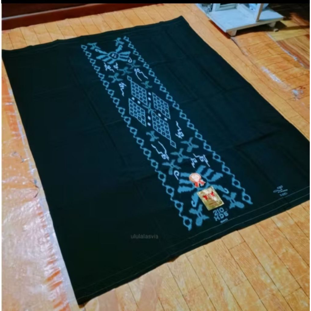 Sarung HDS 210 Original Samarinda – Sarung Tenun Pria Adem Halus Anti Luntur Termurah