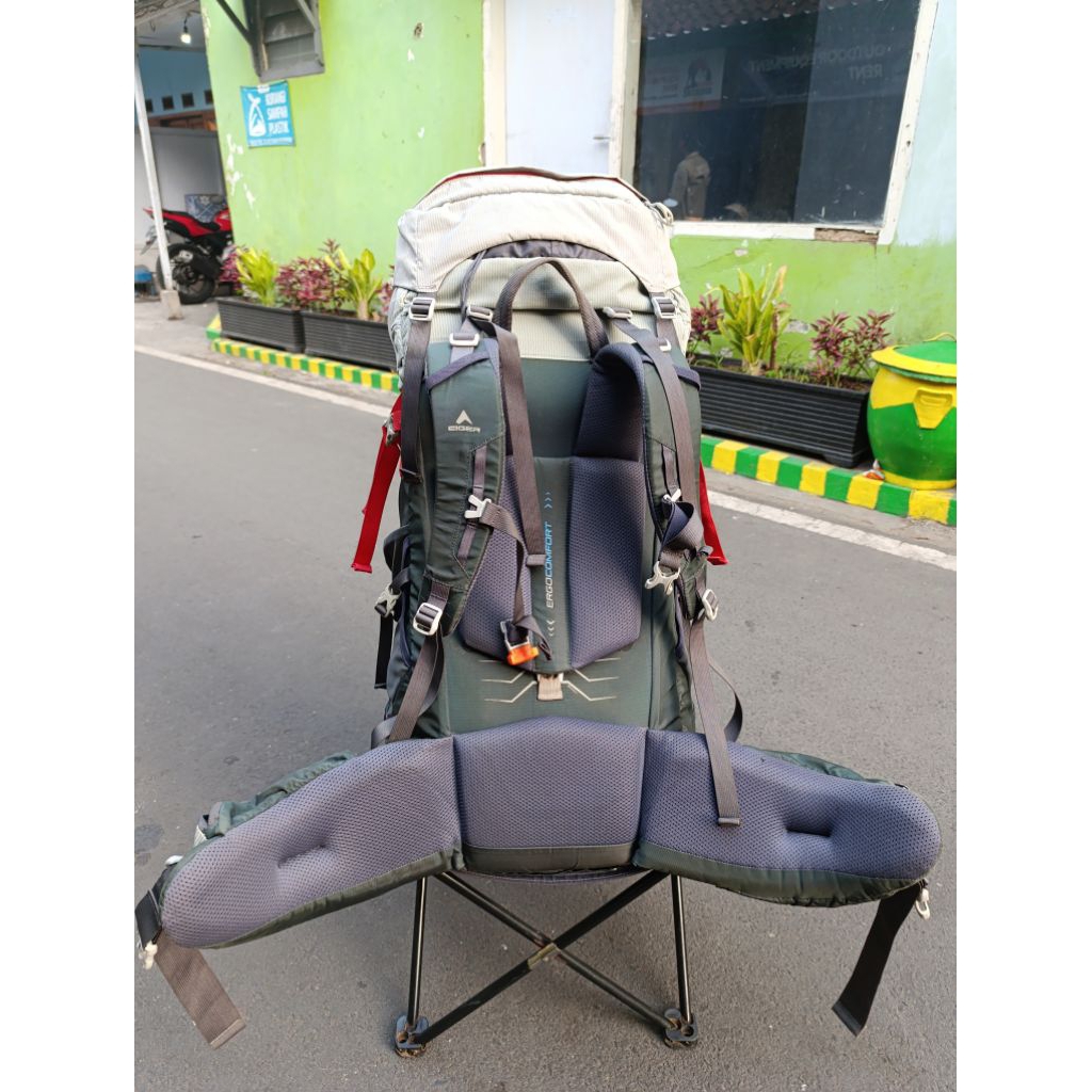 Carrier Second 65L Putih Abu