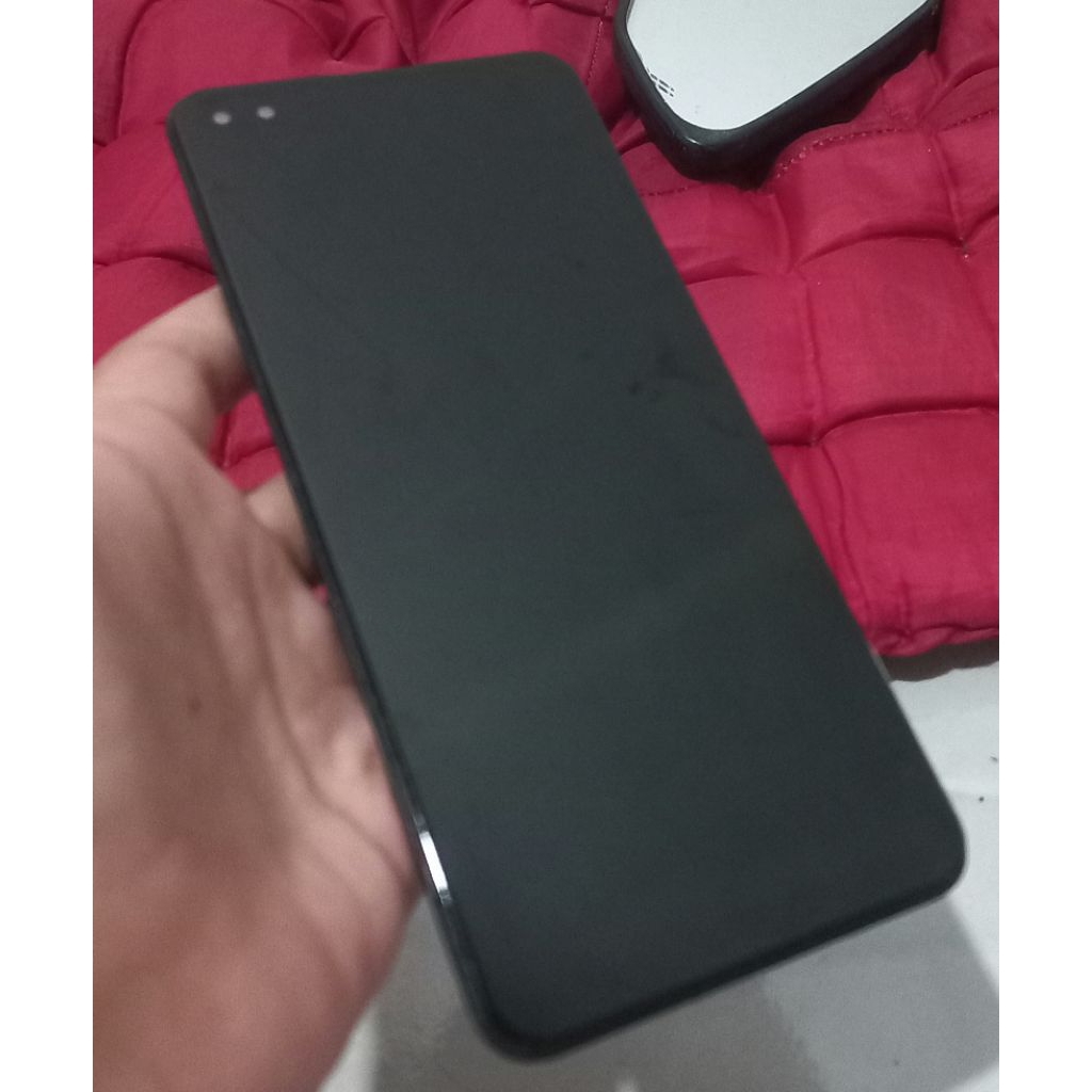 lcd dan frem oppo reno 4 merk sunstar minus retak dikit dan ada bercak hitam