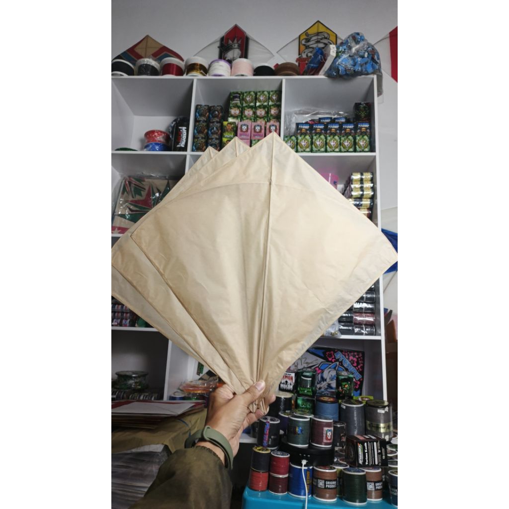 layangan seot berotot polos