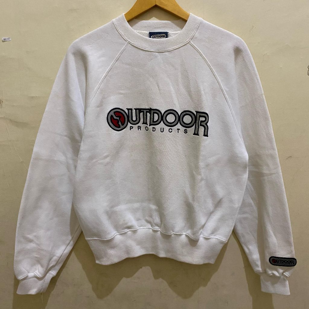 vintage Outdoor products crewneck sweatshirt boxy original second Bekas murah. jual crewneck vintage