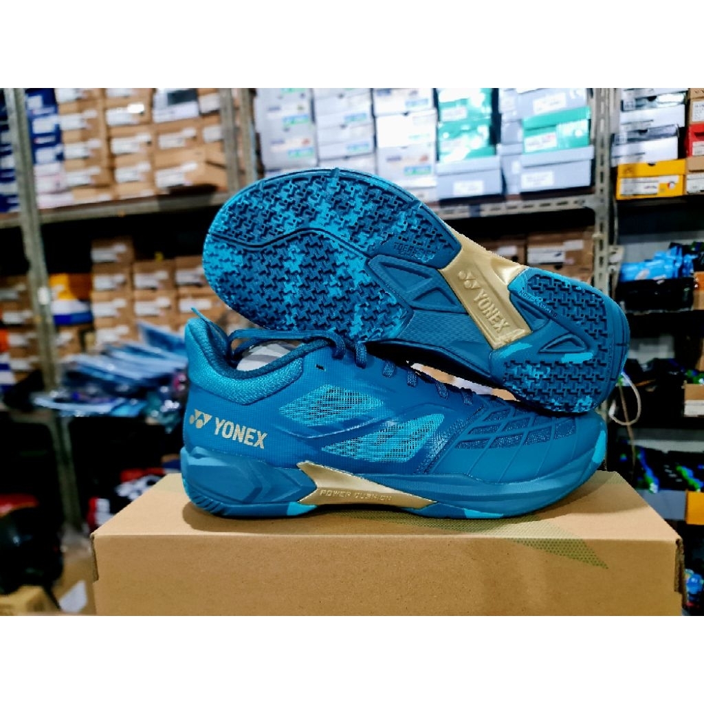 SEPATU BADMINTON YONEX CASCADE DRIVE ORIGINAL