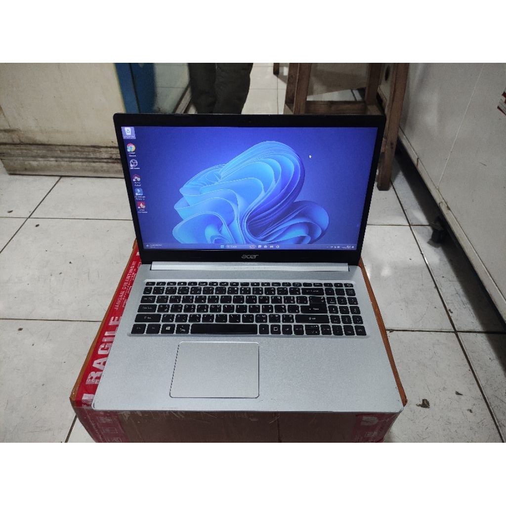 A1008 Laptop Acer Aspire A515-44 Ram 8gb SSD 512gb AMD Ryzen 5-4500U Siap pakai