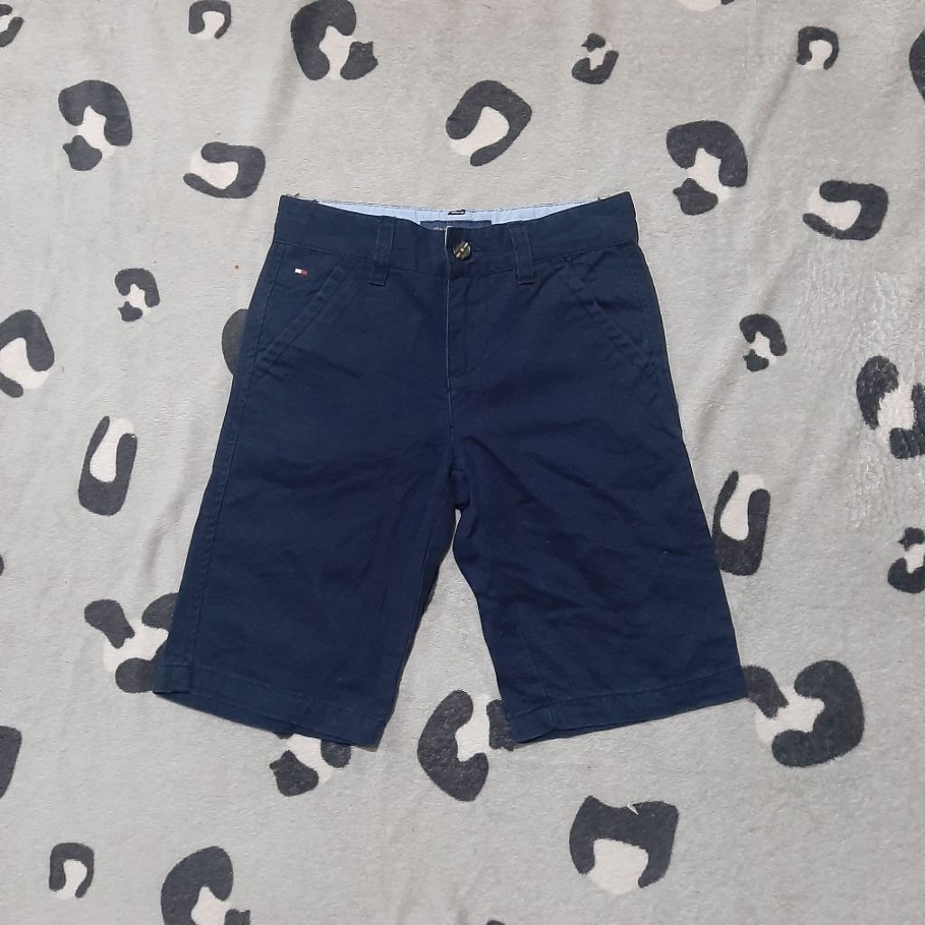 celana pendek tommy hilfiger