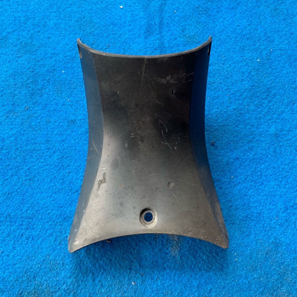 legsil sayap tengah bawah honda supra x 125 karbu original copotan motor / lengsil cover tengah supr