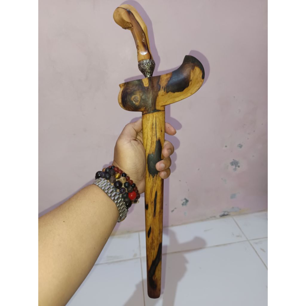 Keris pamor Satrio pinayungan dan pedaringan kebak