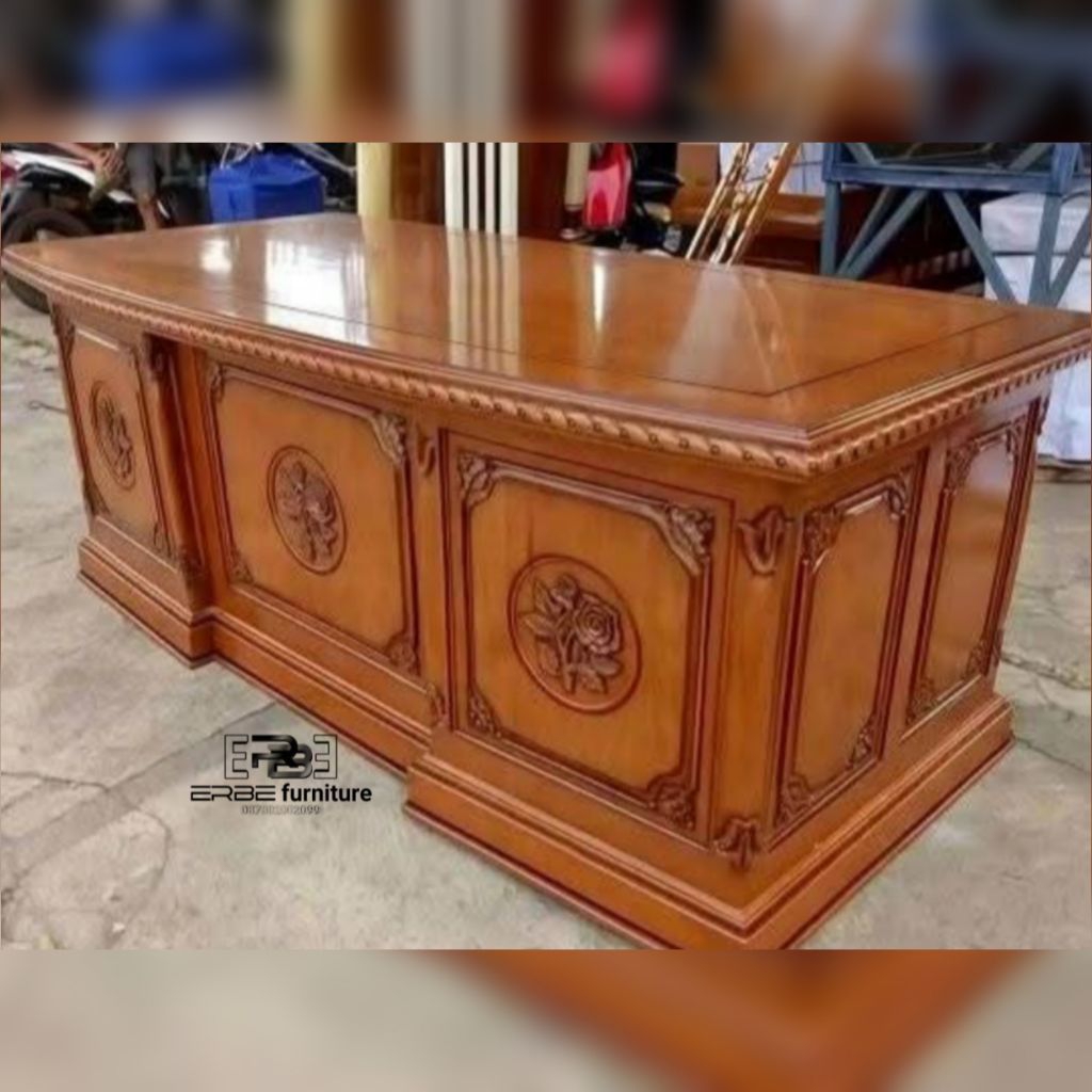 meja kantor meja kerja ukir Jepara kayu jati perhutani