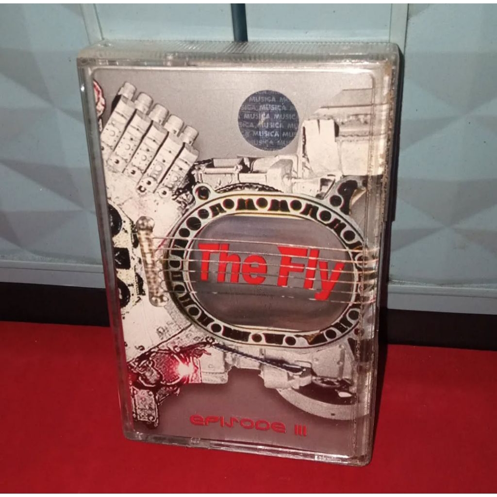 kaset pita the fly