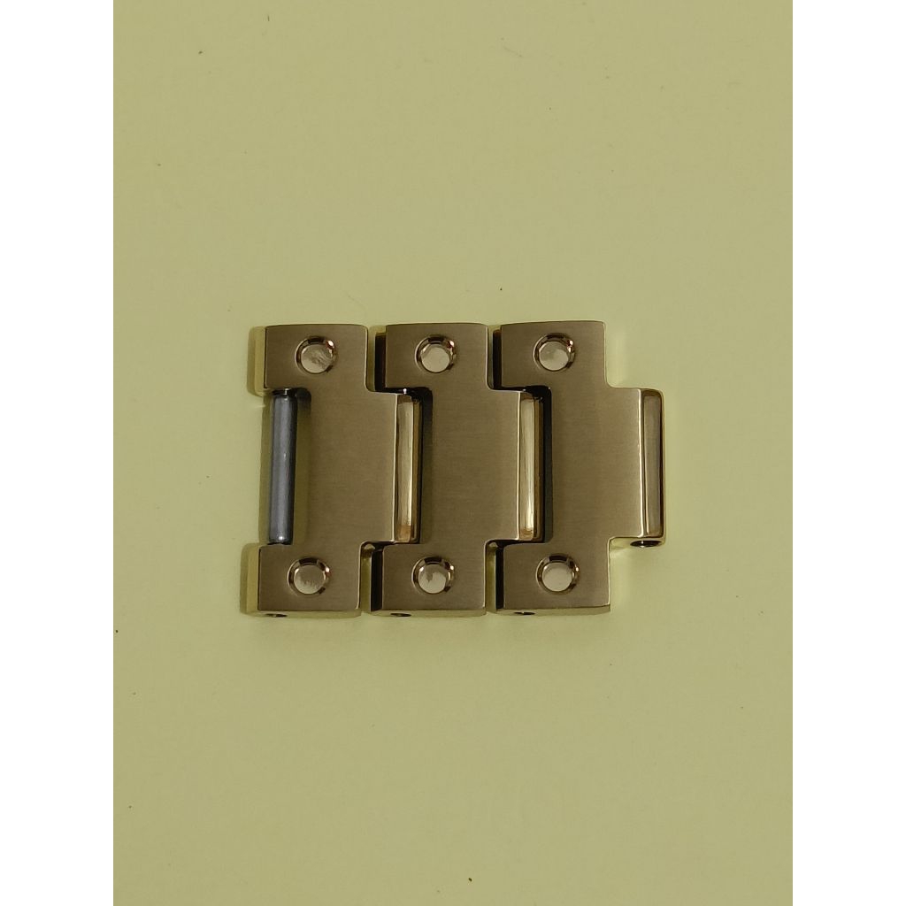 sambungan rantai jam G-Shock GM B-2100GD gold original bekas copotan mata rantai link rantai G-Shock