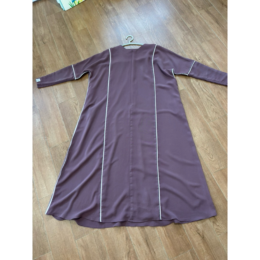 Line Abaya By Sofni